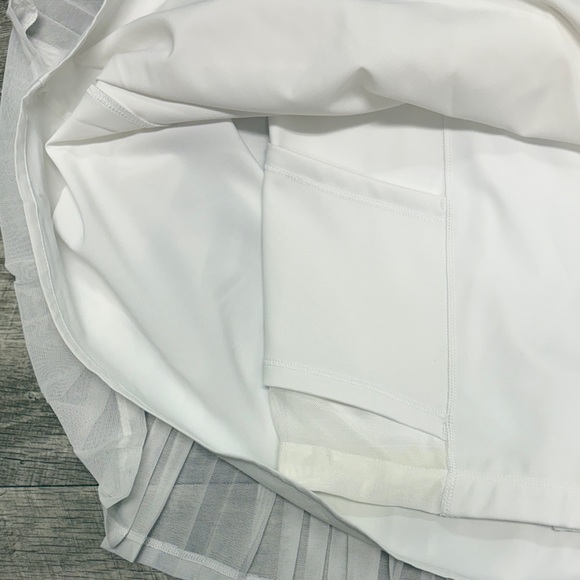 CALIA by Carrie Underwood White Pleated Skater Skirt - Picture 5 of 6